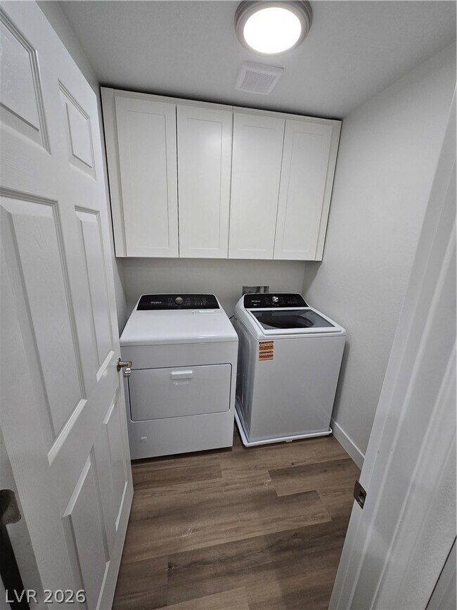 Building Photo - 3334 Palio Ave