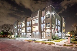 Building Photo - 306 McGowen St