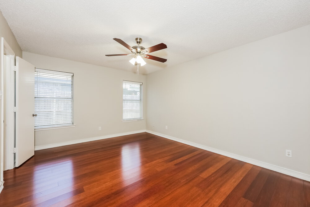 Building Photo - 512 Blue Haze Dr