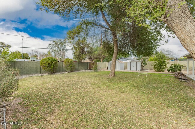 Building Photo - 2724 N 25th St