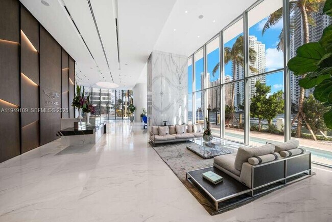 Building Photo - 300 Biscayne Blvd Way