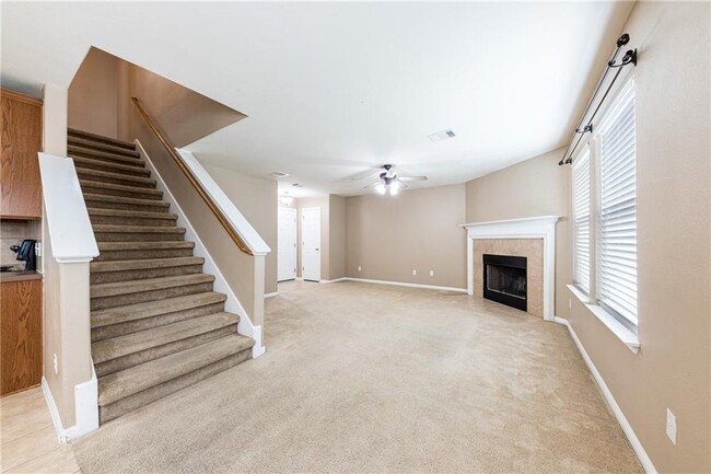 Building Photo - 438 Blackman Tr