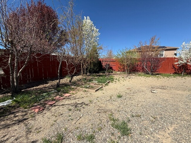 Building Photo - Charming 3 Bed / 2 Bath Single-Story Home in Reno ( off Military Rd)