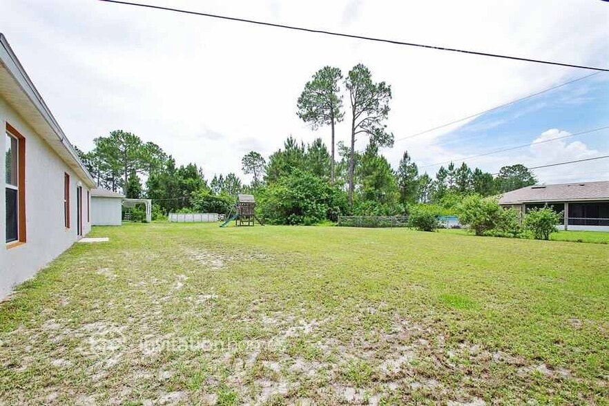 Building Photo - 3009 Tropical Cir SE