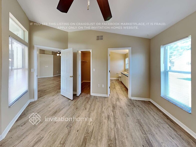 Building Photo - 3269 Big Valley Dr