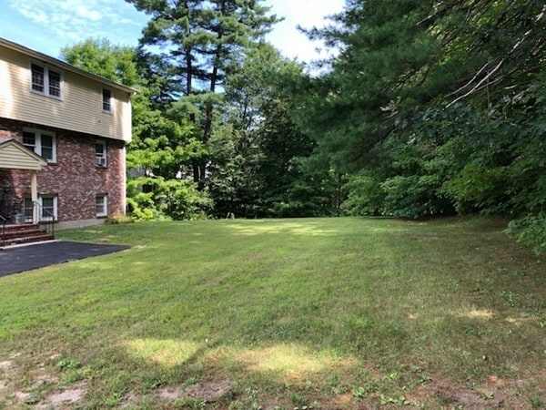 Building Photo - 20 Spaulding St