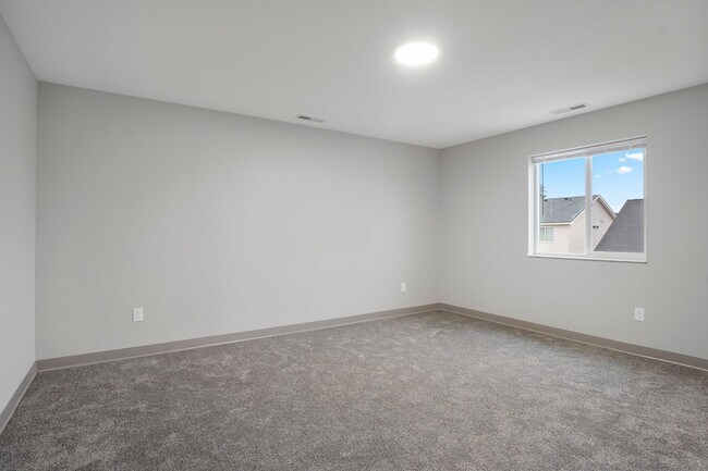 Building Photo - 1719/1721 N Manifold Ln