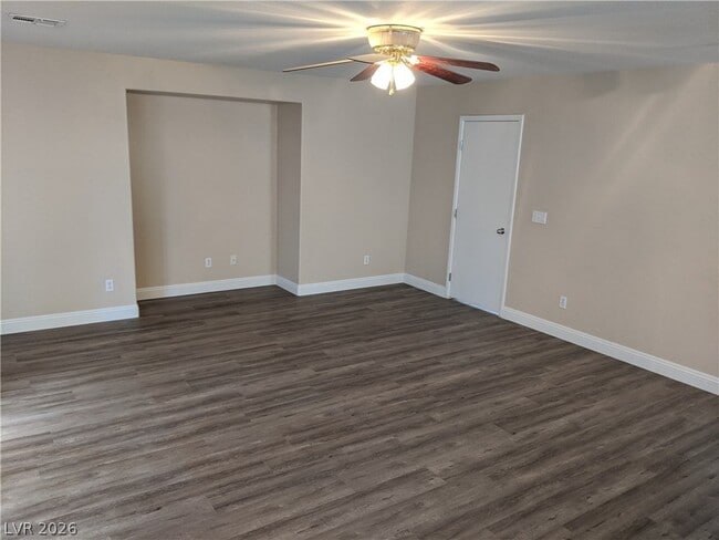 Building Photo - 824 Ribbon Grass Ave