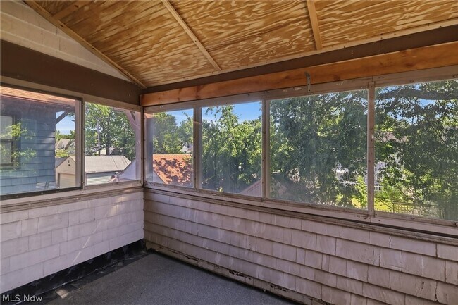 Building Photo - 1539 Elbur Ave