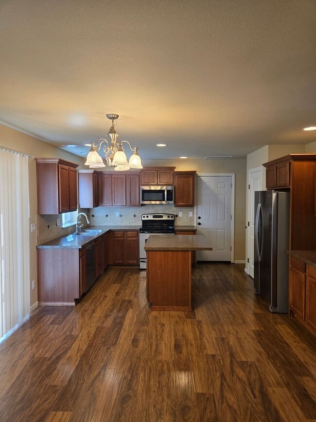 Building Photo - STATUS: PENDING APPLICATION- |R16| $2450