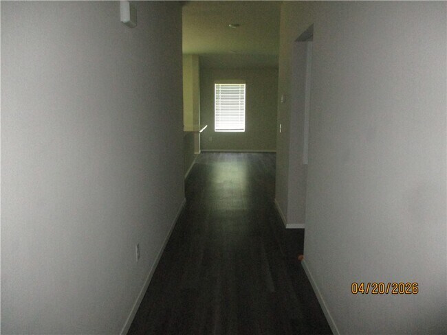 Building Photo - 904 S Excelsior Dr