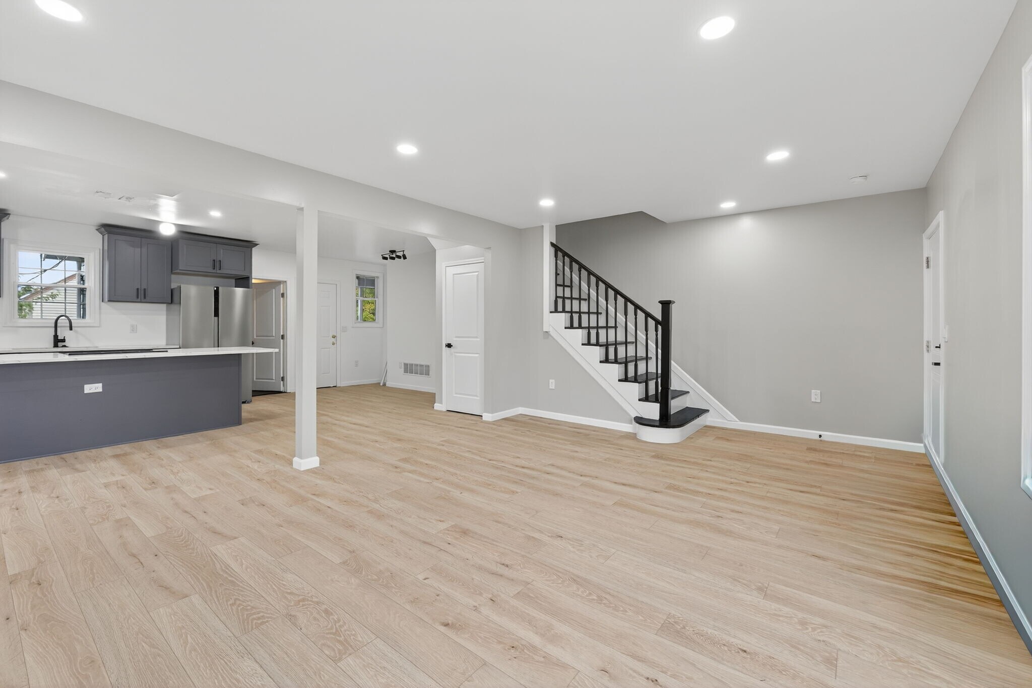 Building Photo - 1123-1125 S Ohio Ave