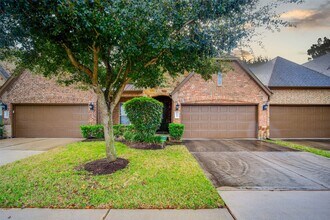 Building Photo - 24111 Valencia Ridge Ln