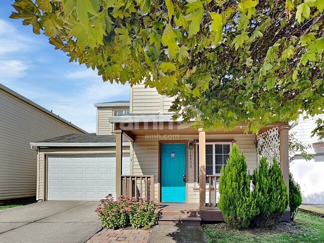 Building Photo - 16959 SW Whitley Way