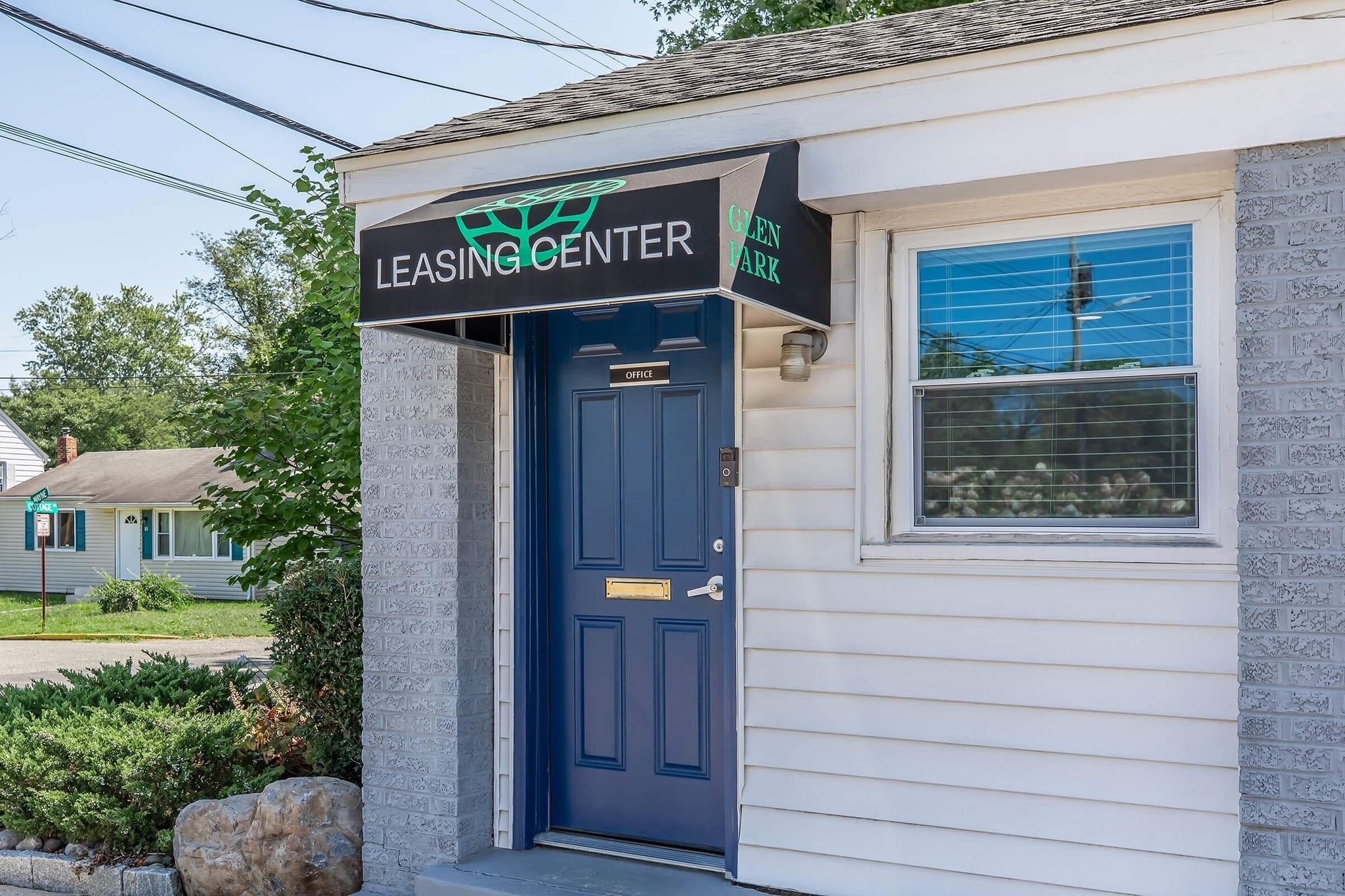 Building Photo - 114 Wayne Rd