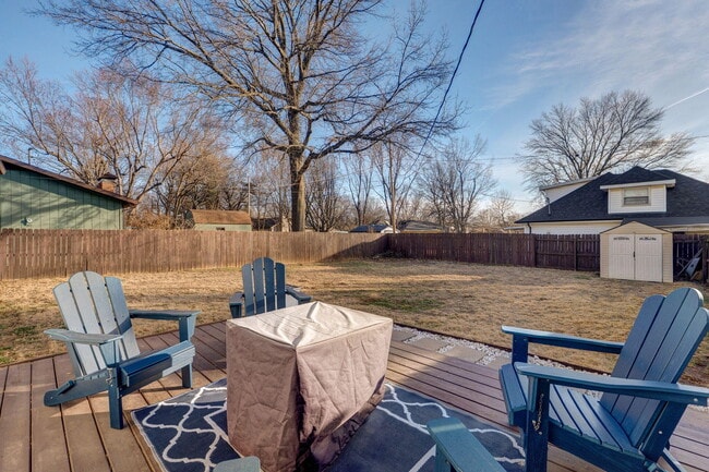 Building Photo - 4094 S Eaton Ave