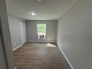 Building Photo - 6708 Avenue I