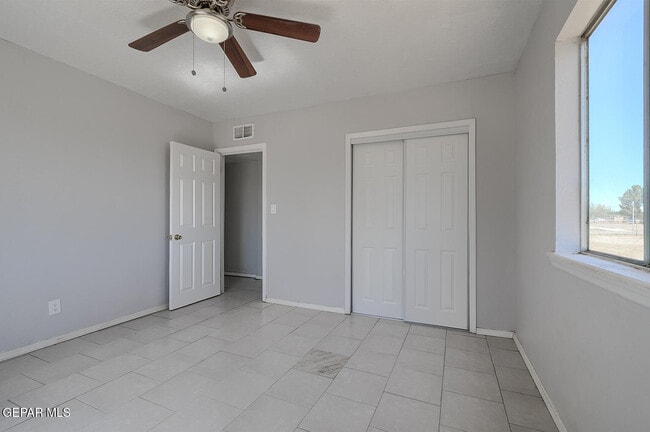 Building Photo - 10368 Potencia Dr
