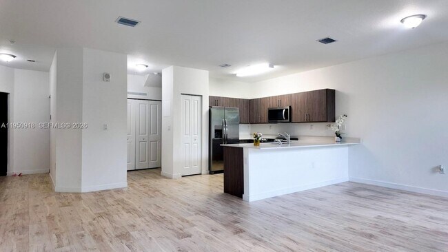 Building Photo - 15540 SW 136th St