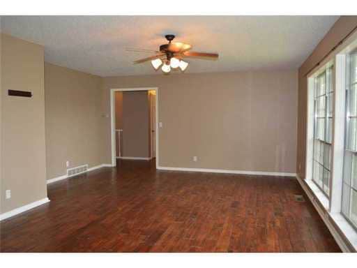 Building Photo - PRE-LEASING 4 Bedroom 2 Bath Single Family Home Close to Campus ent!!!
