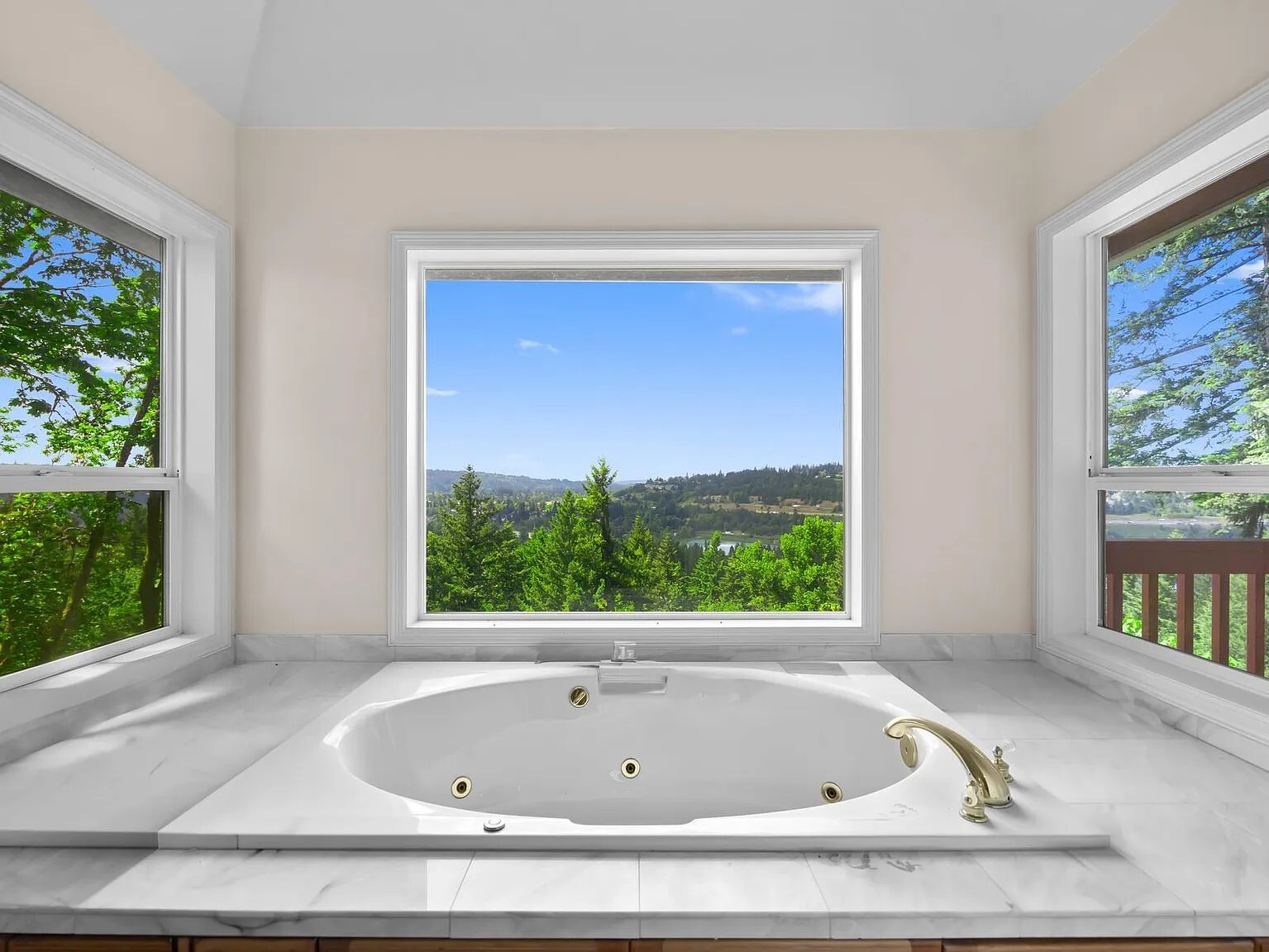 Building Photo - 129 Deerbrook Dr