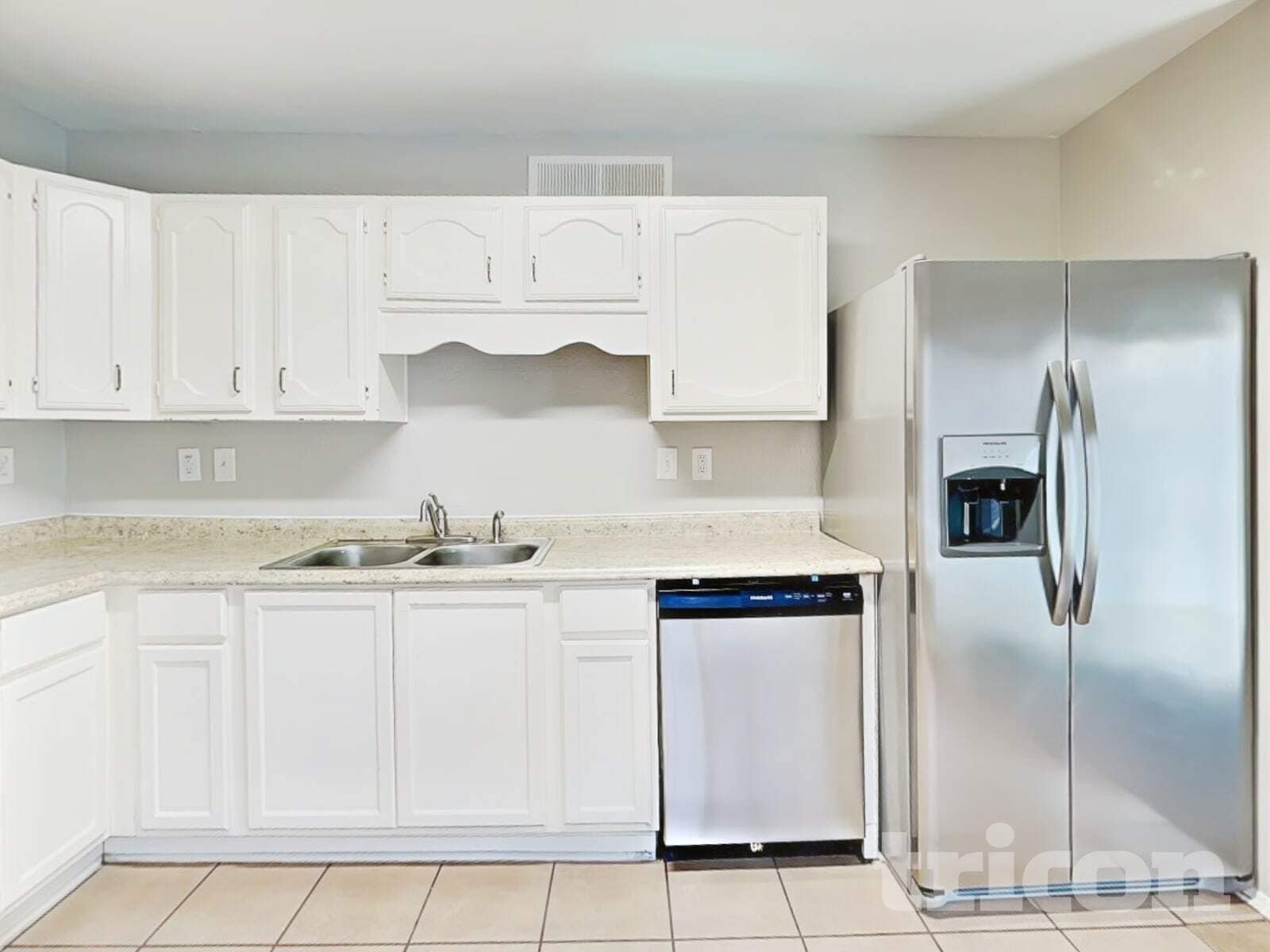 Building Photo - 405 Magnolia Dr