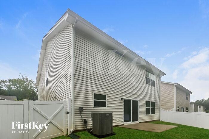 Building Photo - 5611 Cobblestone Glen Dr