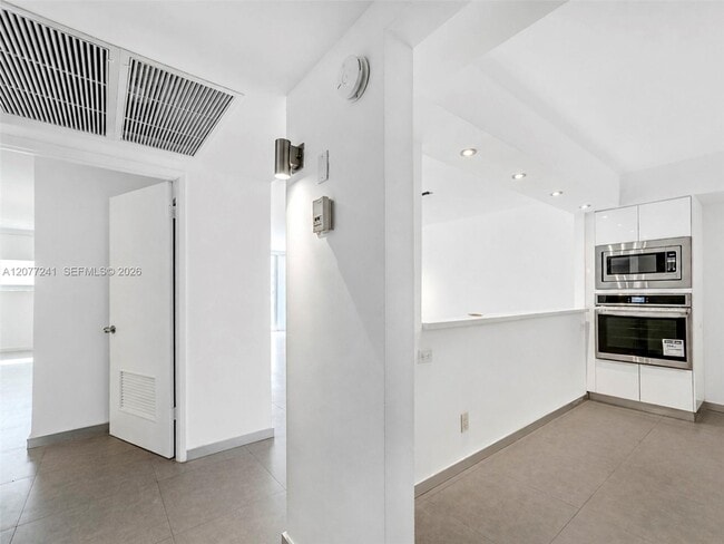 Building Photo - 19380 Collins Ave