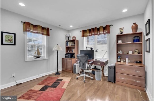 Building Photo - Bellmaw/Palmyra - 5 Bed 2 Bath Single