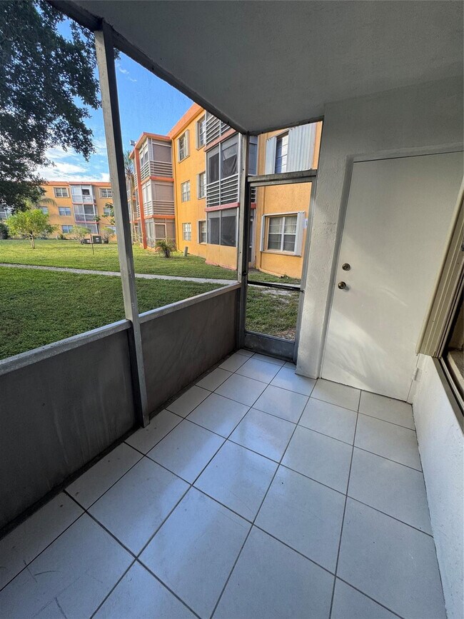 Building Photo - 4384 NW 9th Ave