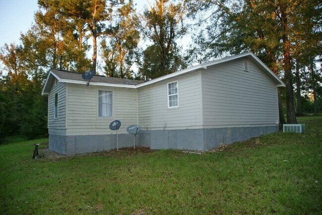 Building Photo - 3980 Flat Creek Rd