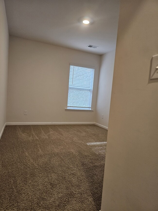 Building Photo - 403 Sea Grit Ct