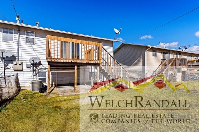 Building Photo - West Valley Home Available NOW!
