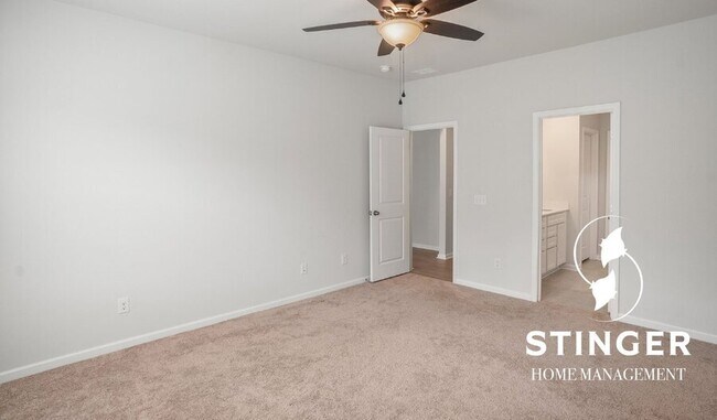 Building Photo - 70 Keowee Ln