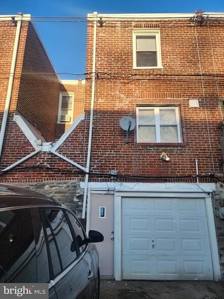 Building Photo - 6656 Blakemore St