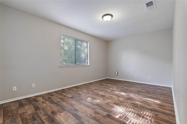 Building Photo - 9209 Kempler Dr