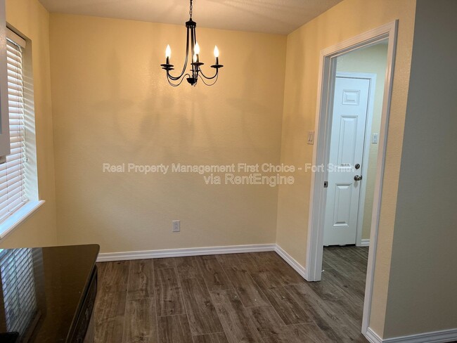 Building Photo - 3200 S 56th St