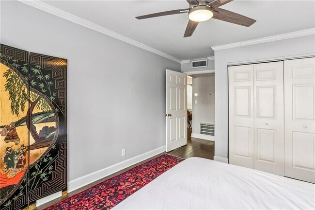 Building Photo - 1988 Wellbourne Dr NE