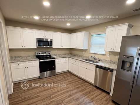 Building Photo - 7370 Old Chapel