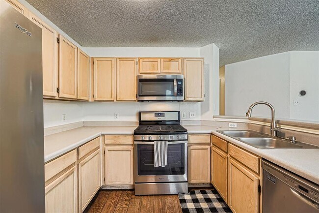 Building Photo - 3710 Walleye Way