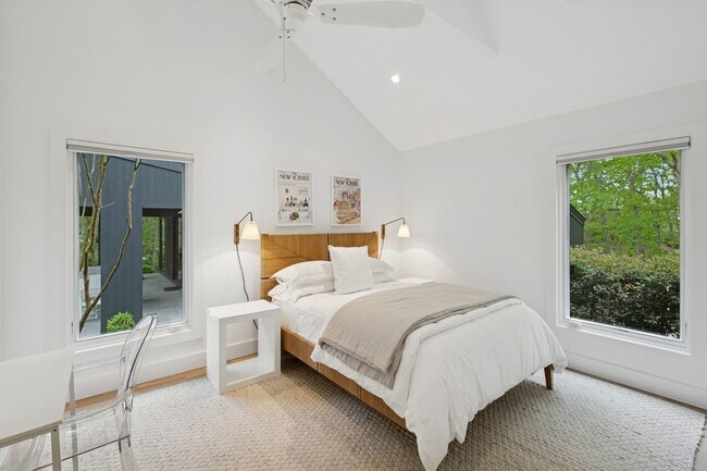 Building Photo - 5 Tanager Ln