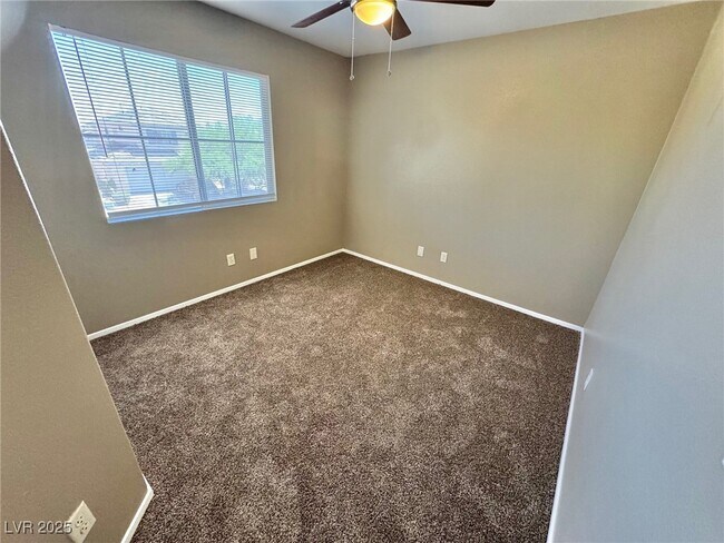 Building Photo - 9001 Haviland Rd