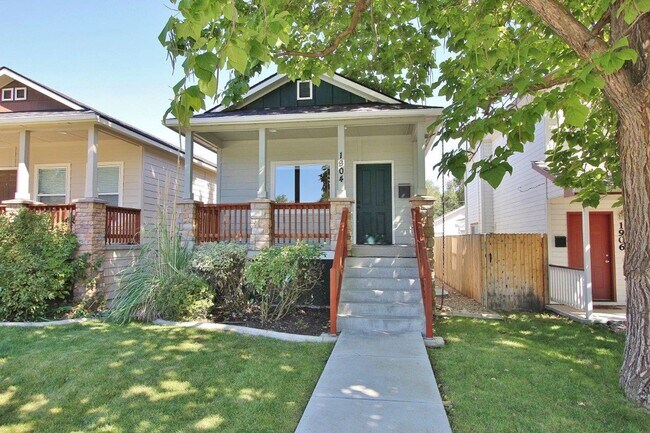 Primary Photo - Craftsman Style Home on the Boise Bench