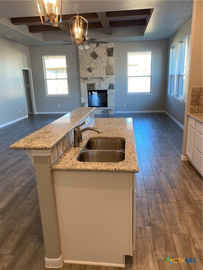Building Photo - 811 Marlow Cove