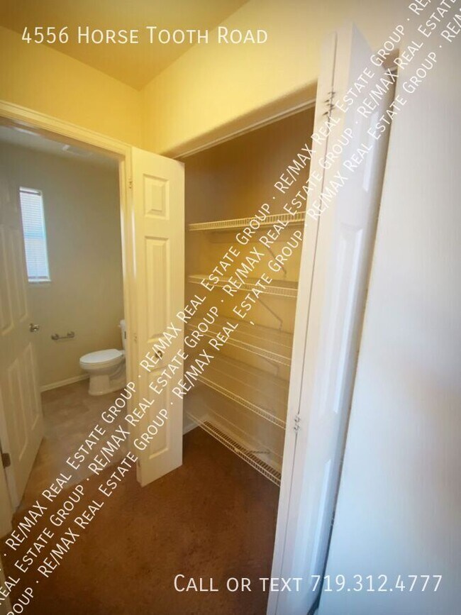 Building Photo - 4556 Horse Tooth Rd