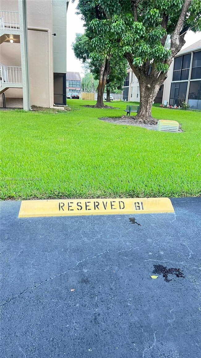 Building Photo - 7175 Orange Dr