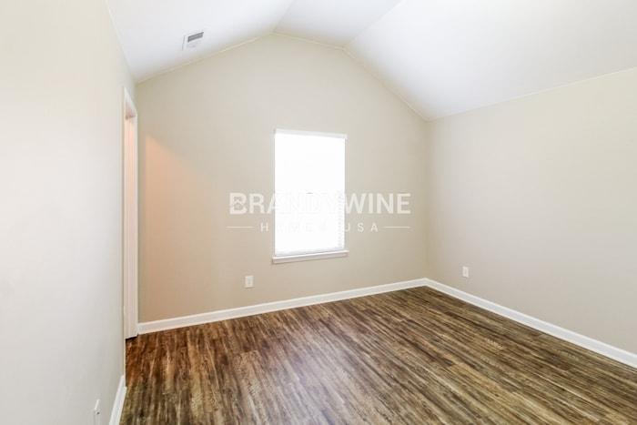 Building Photo - 152 Tyre Dr