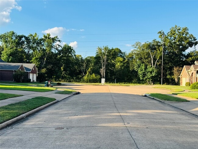 Building Photo - 16315 Cobble Springs Ct