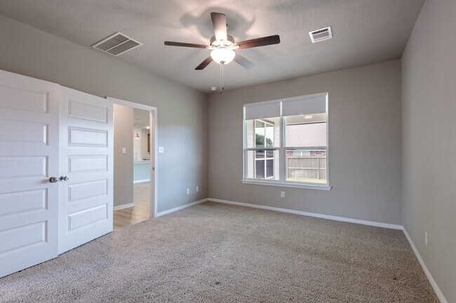 Building Photo - 3722 Sage Ln