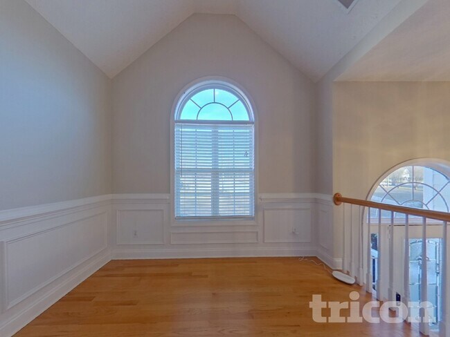 Building Photo - 136 Brookside Way